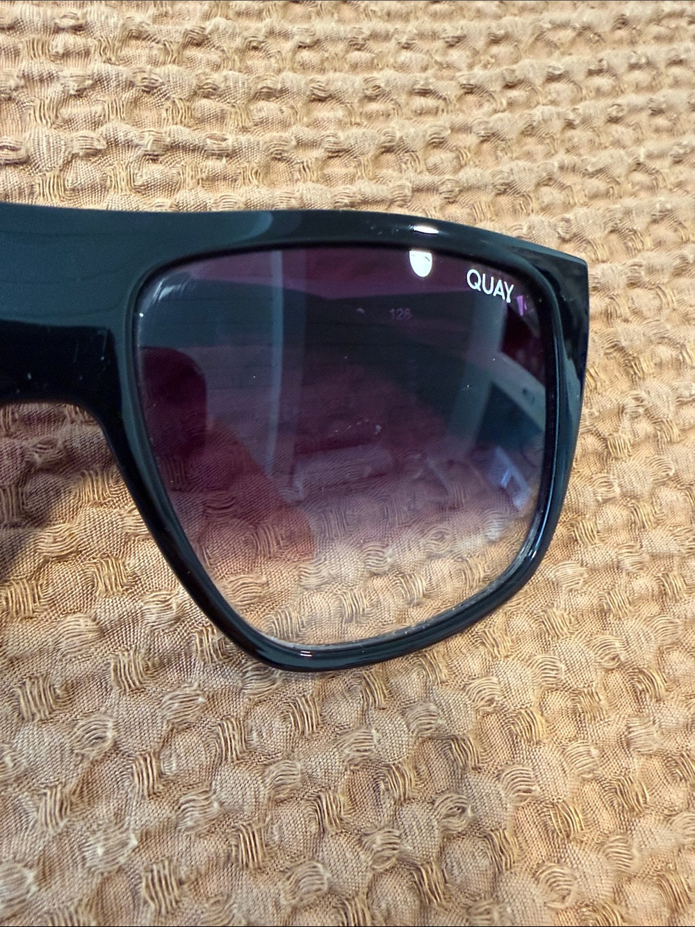 Quay Australia Black Sunglasses with Gradient Smoke Lenses - Picture 2 of 5